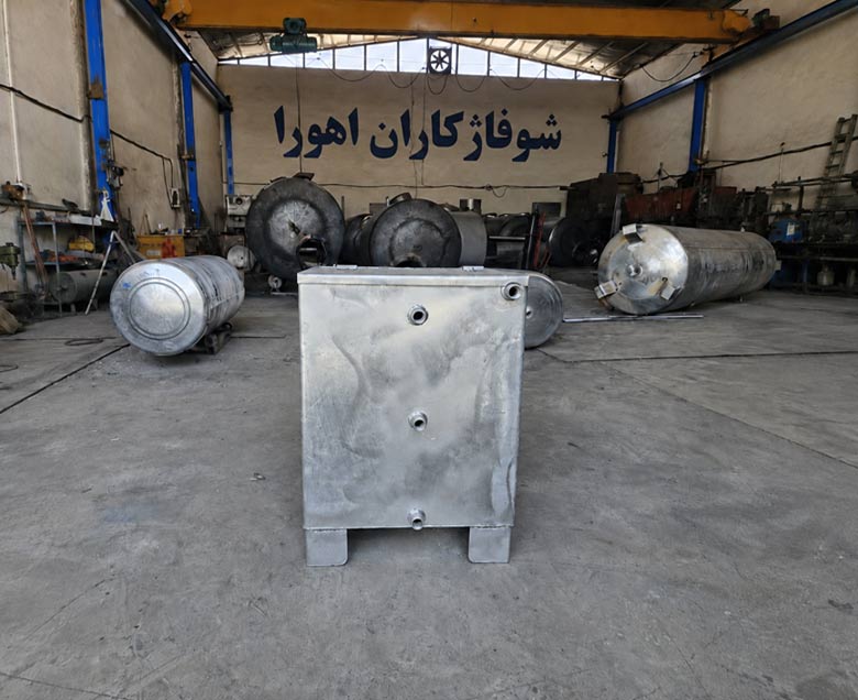 ساخت منبع انبساط باز ۱۵۰ لیتری در شوفاژکاران اهورا
